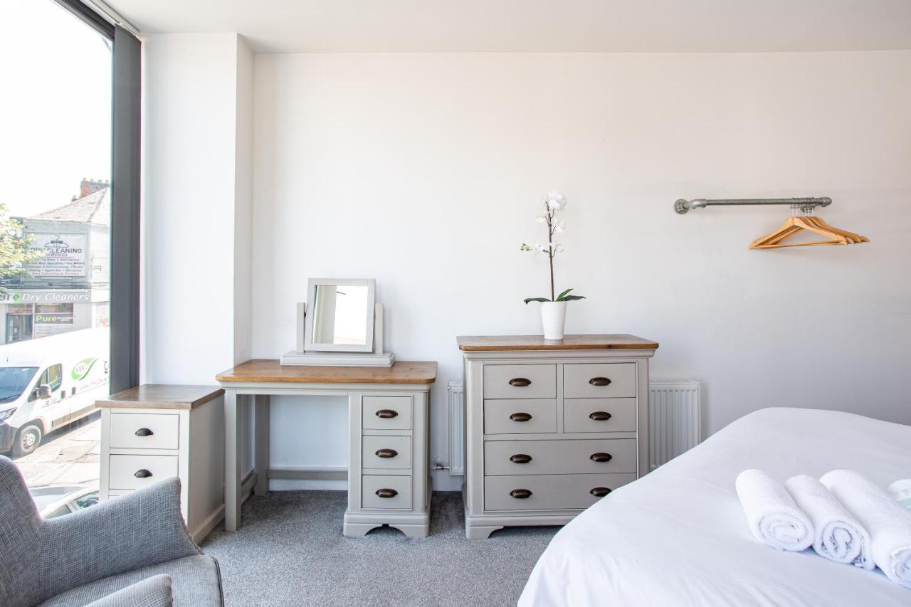 Luxury Fully Equipped Kitchen Ormeau Park Appartement Belfast